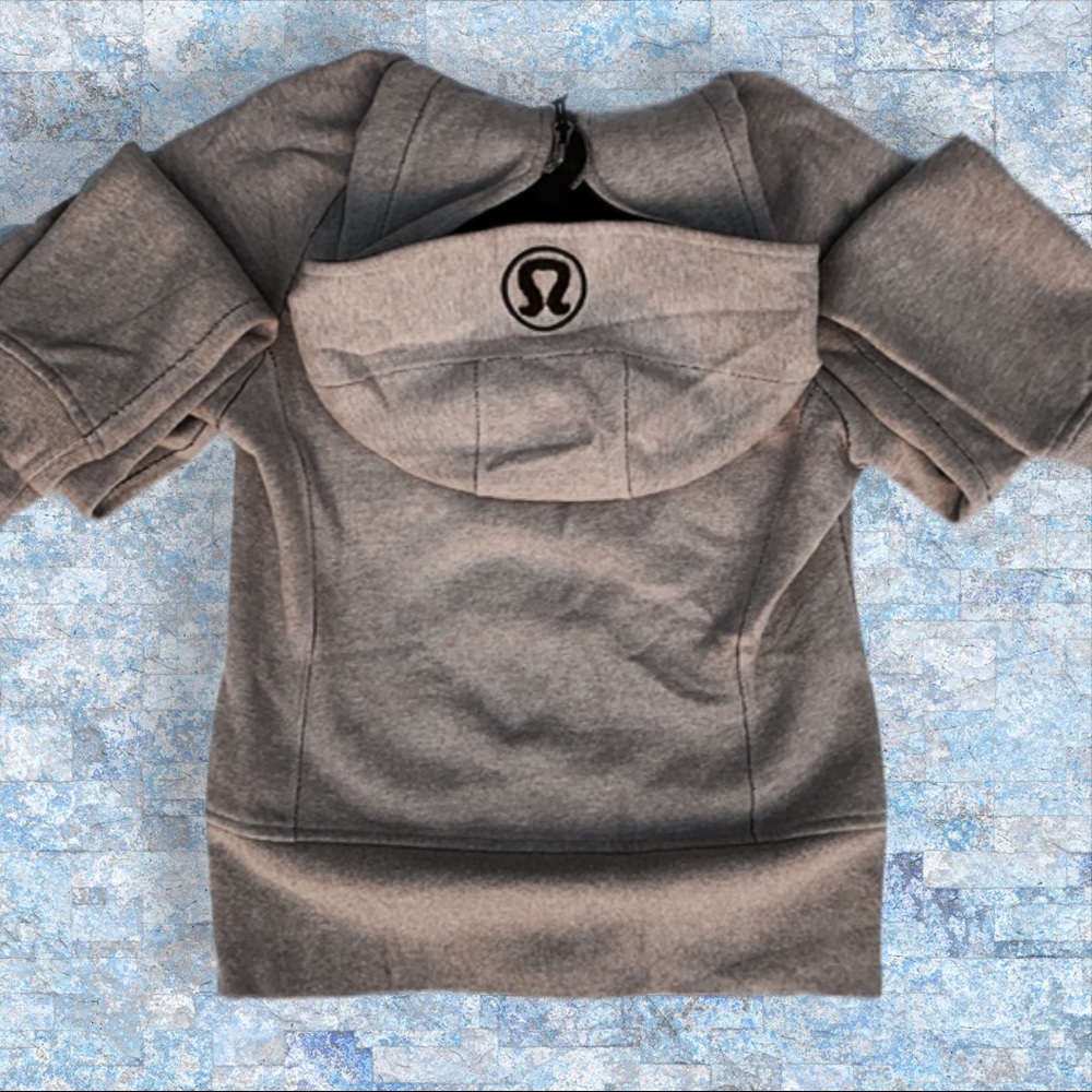 ☕️ Lululemon Original Scuba 4